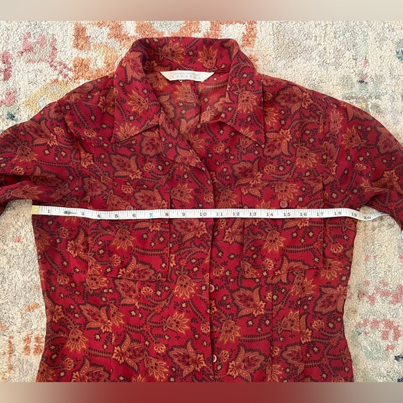 Express Sheer 4 Pocket Paisley Button-Down Tunic Size M/L - Picture 9 of 9